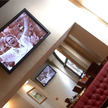 Play Off Club House - Beer, Wine & Spirits Near Me - Paris, 75 Play Off Club House - Beer, Wine & Spirits Near Me - Paris, 75