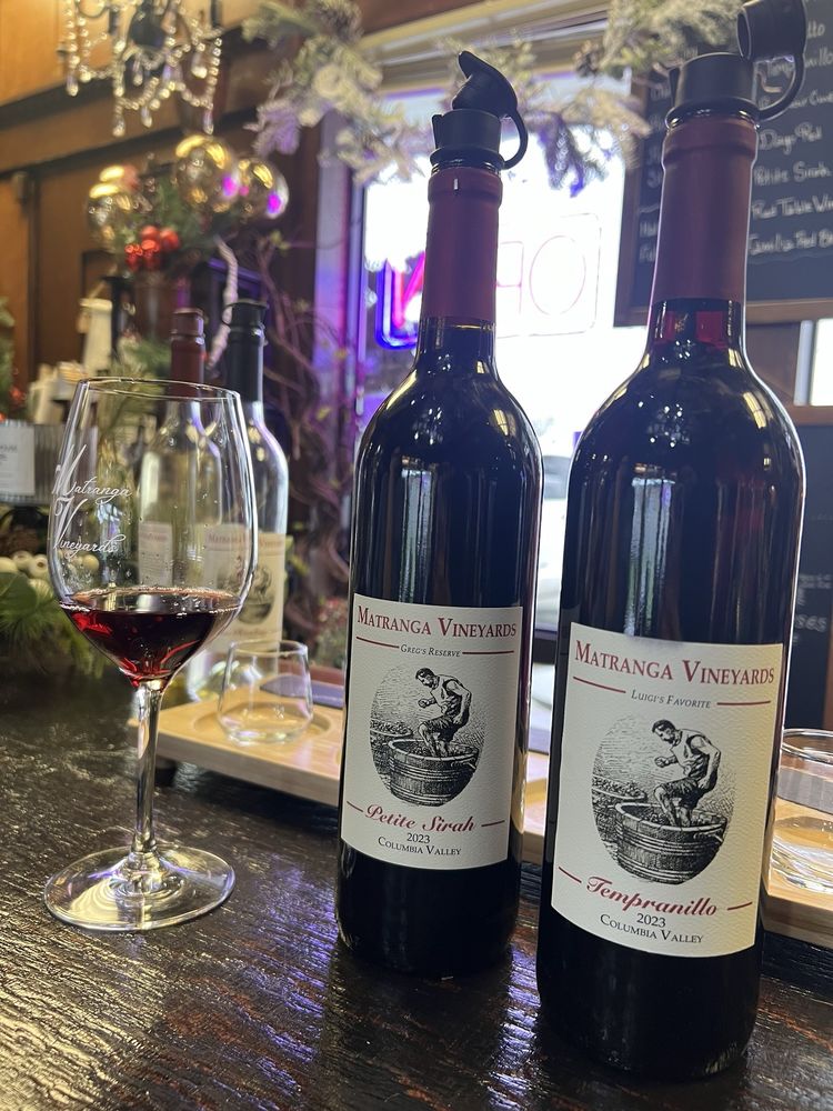 Matranga Vineyards Logo