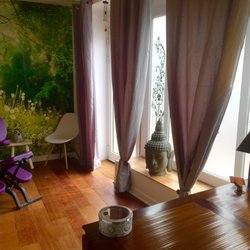 La Parenthèse 7 - Première salle où  je pratique le Amma Assis, la  sophrologie et mes séances de développement personnel.