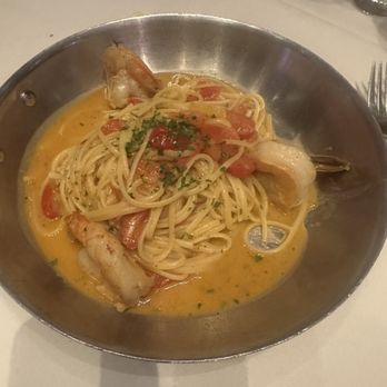 Fratelli - Italian Near Me - Everett, Massachusetts