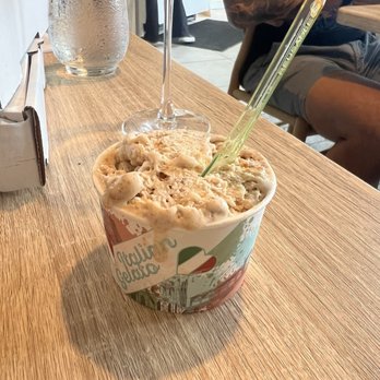 Sunnyside Pizzeria - Biscoff gelato - Italian Near Me - Atlanta, Georgia