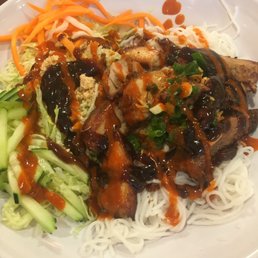 Vietnamese Style Rice Noodle - Hu Tiêu Xào Thâp-câm/dô Biên