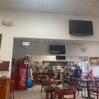 San Pocho - Inside - Colombian Near Me - Miami, Florida
