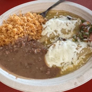 Taqueria Costa Alegre Taco Bus - Pollo verde enchiladas - Mexican Near Me - Seattle, Washington