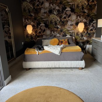 BZ Pro  Wallcovering - Wallpapering Near Me