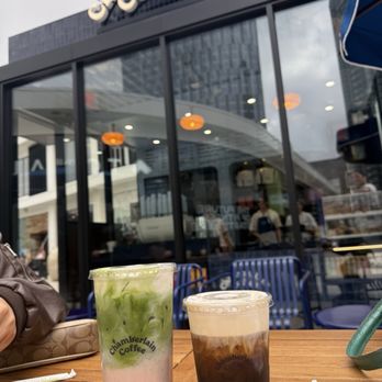 Chamberlain Coffee - Strawberry matcha and salted caramel cold brew - Coffee & Tea Near Me - Los Angeles, California Chamberlain Coffee - Strawberry matcha and salted caramel cold brew - Coffee & Tea Near Me - Los Angeles, California
