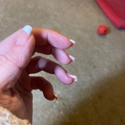 Mire Spa & Nail - Messed up lines