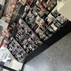 Beautyholic - NYX