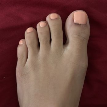 Paint Bar - Cuts in multiple areas on my second and big toe. - Nail Salons Near Me - Los Angeles, California Paint Bar - Cuts in multiple areas on my second and big toe. - Nail Salons Near Me - Los Angeles, California