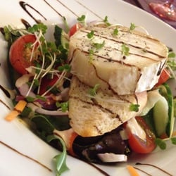 Fox & Hounds - Baked goats cheese