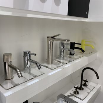 Snyder Diamond - What we looked at. Beautiful showroom. - Appliances Near Me - Santa Monica, California Snyder Diamond - What we looked at. Beautiful showroom. - Appliances Near Me - Santa Monica, California