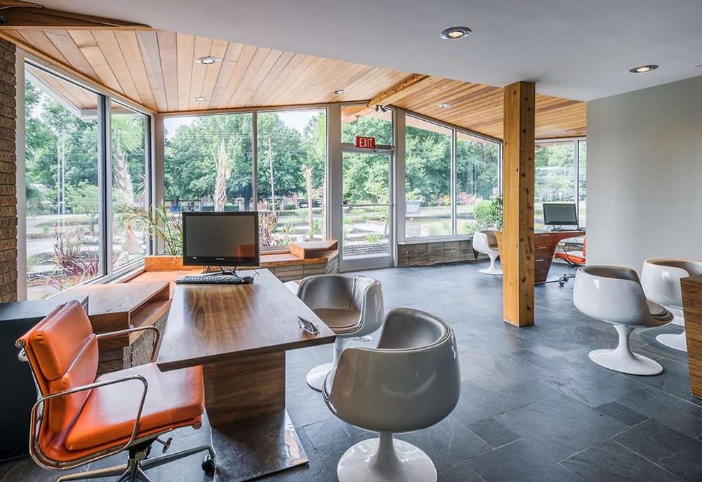 THE OAKS AT NORTHGATE APARTMENTS Updated August 2024 1306 Leon St