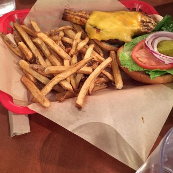 Silverpeak Grill - Grilled Chicken Sandwich - American Near Me - Aspen, Colorado Silverpeak Grill - Grilled Chicken Sandwich - American Near Me - Aspen, Colorado