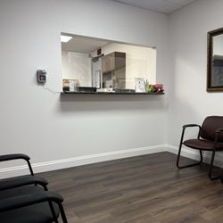 William J. Tsai, MD, Inc - Waiting room is usually empty. So no long waits !