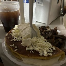 Cachapa con carne