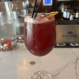 D' uses sangria D' uses sangria