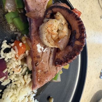 Pedro's - Tuna and octopus - Seafood Near Me - Puerto Peñasco, SON Pedro's - Tuna and octopus - Seafood Near Me - Puerto Peñasco, SON