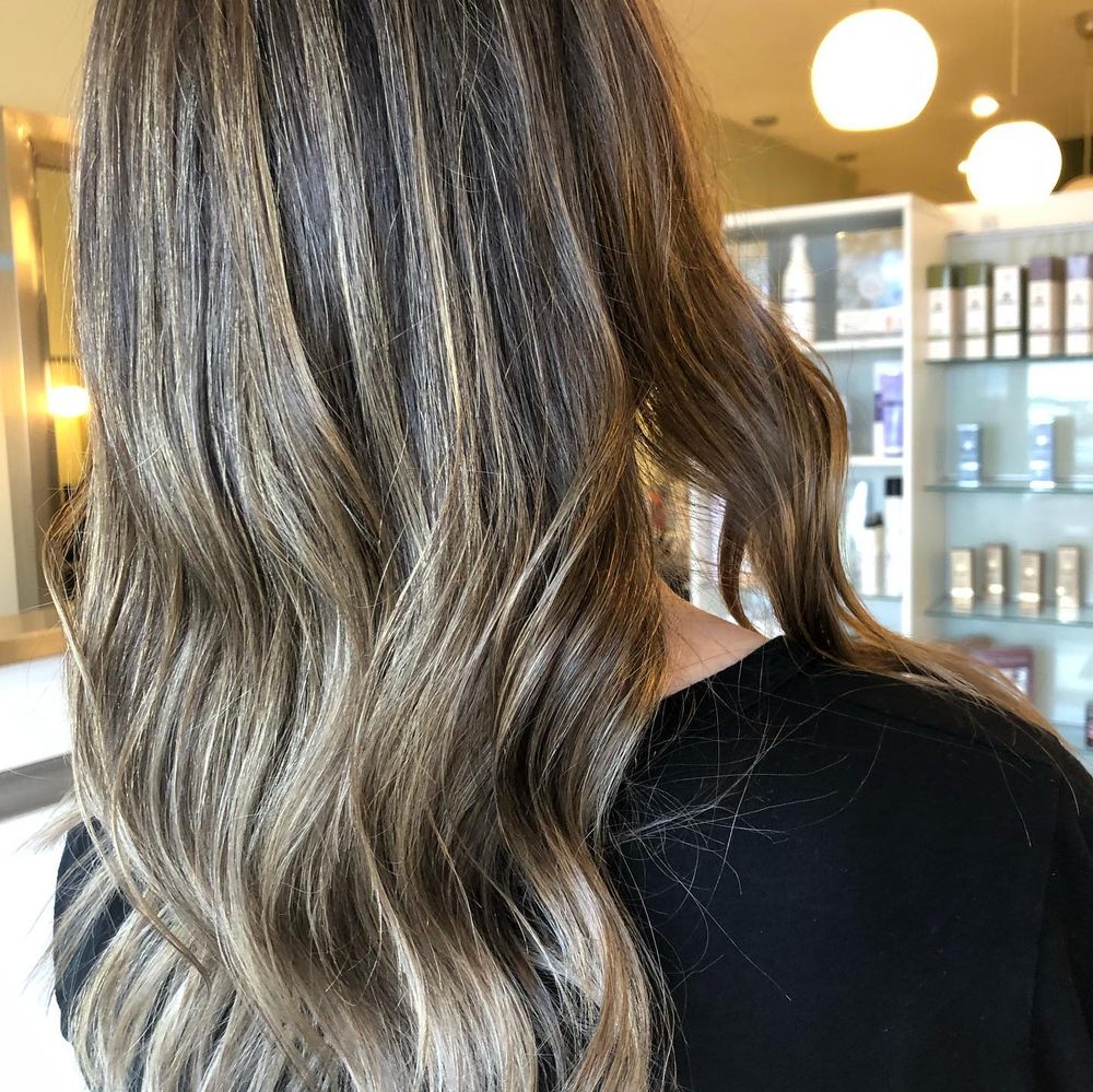 ELAN HAIR AND SPA 4315 Macleod Trail SW, Calgary, Alberta, Canada