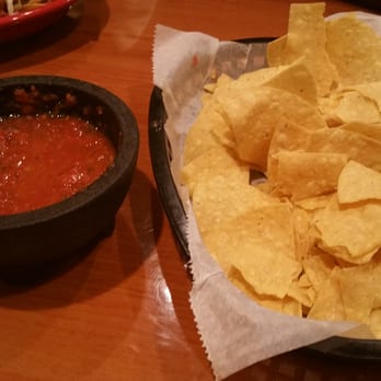 El Jalapeno II - Complimentary chips and salsa - Mexican Near Me - Austintown, Ohio El Jalapeno II - Complimentary chips and salsa - Mexican Near Me - Austintown, Ohio