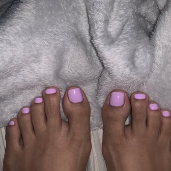 Gloss Nail Stars - Gel pedicure - Nail Salons Near Me - Birmingham, Alabama