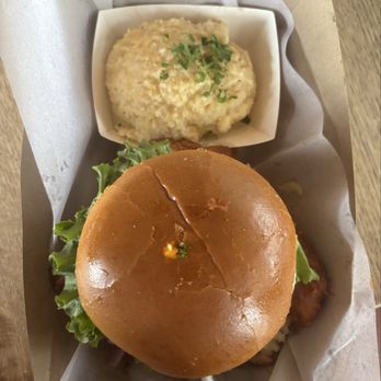 Smithtown Seafood - Cape Codder Sandwich with Weisenberger cheese grits - Seafood Near Me - Lexington, Kentucky Smithtown Seafood - Cape Codder Sandwich with Weisenberger cheese grits - Seafood Near Me - Lexington, Kentucky