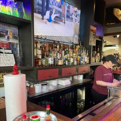 Cajun Steamer Bar & Grill - The bar