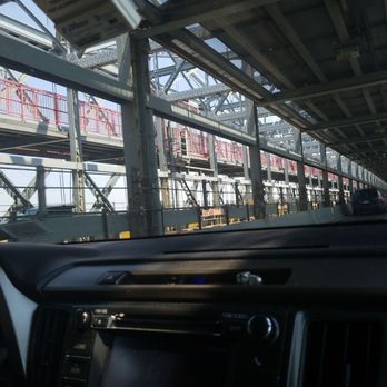 Williamsburg Bridge - Landmarks & Historical Buildings Near Me