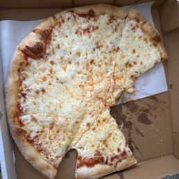 Too much cheese, greasy, heavy. Bland. Too much cheese, greasy, heavy. Bland.