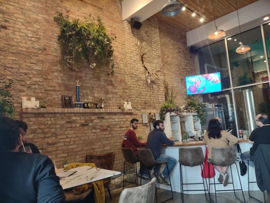 Duneyrr Wine and Beer Company by null