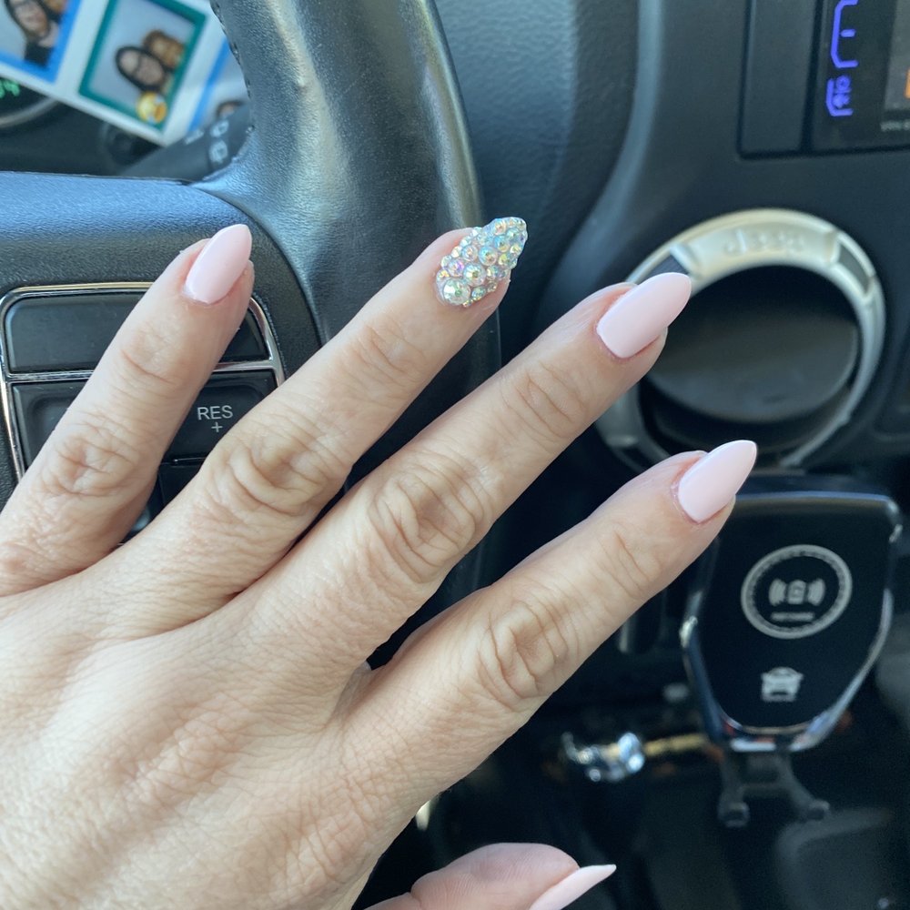 Beyoutiful Nails - Love my nails - Nail Salons Near Me - Carmel, Indiana