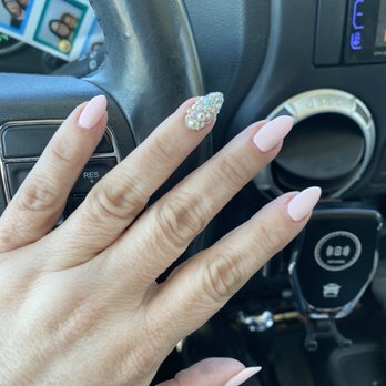 Beyoutiful Nails - Love my nails - Nail Salons Near Me - Carmel, Indiana