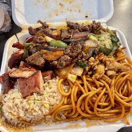 Half lo mein/half fried rice, bourbon chicken, Mongolian beef, broccoli chicken Half lo mein/half fried rice, bourbon chicken, Mongolian beef, broccoli chicken