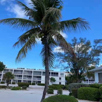Island Inn - Hotels Near Me - Sanibel, Florida Island Inn - Hotels Near Me - Sanibel, Florida