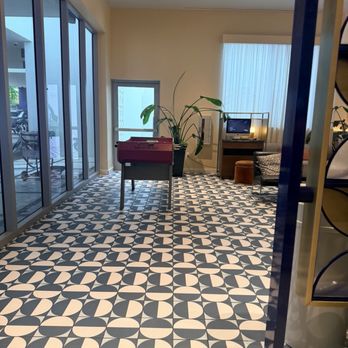 Moxy Miami South Beach - Hotels Near Me - Miami Beach, Florida Moxy Miami South Beach - Hotels Near Me - Miami Beach, Florida