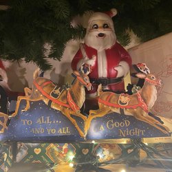 Oakwood Farm Christmas Barn