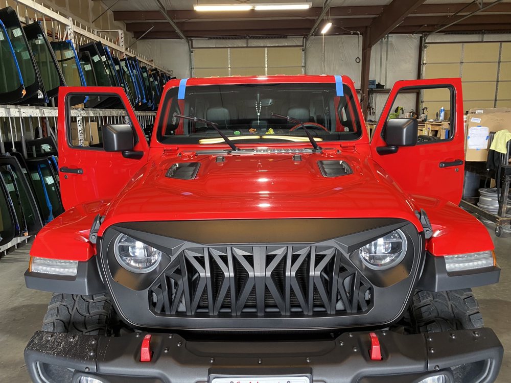 LOW PRICE AUTO GLASS Updated October 2024 50 Photos & 83 Reviews