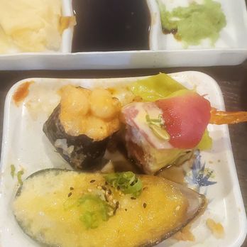 Show Sushi - Sushi Bars Near Me - San Dimas, California
