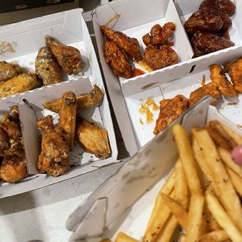 Buffalo Wild Wings Go - Chicken Wings Near Me - Las Vegas, Nevada Buffalo Wild Wings Go - Chicken Wings Near Me - Las Vegas, Nevada