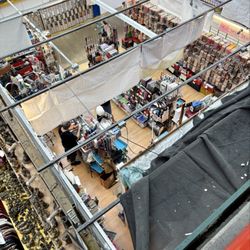 Jtam Electronic Shop - Elevation view from level 2 food court