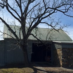 Arbor Glenn Nurseries - The barn