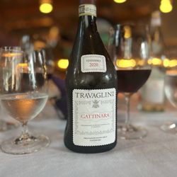 Extra Virgin Bistro - Vino
