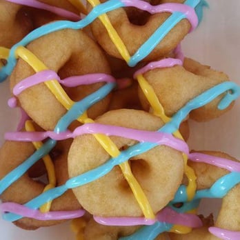 Strongman Mini Donut - The cake batter glaze - Caterers Near Me Strongman Mini Donut - The cake batter glaze - Caterers Near Me