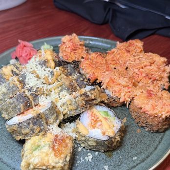 Sushi Katana - Earthquake Roll - Sushi Bars Near Me - Orlando, Florida Sushi Katana - Earthquake Roll - Sushi Bars Near Me - Orlando, Florida
