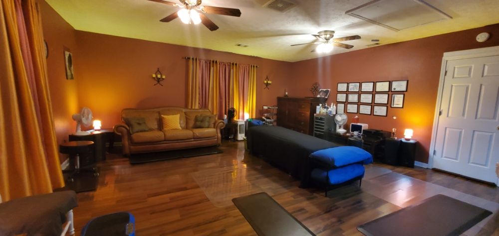 The Miracle of Massage Logo