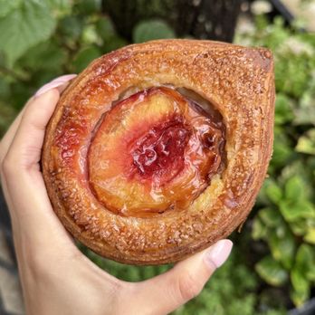 Radio Bakery - stone fruit and custard croissant - Bakeries Near Me - Brooklyn, New York Radio Bakery - stone fruit and custard croissant - Bakeries Near Me - Brooklyn, New York