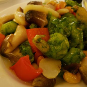 Philippe Chow - Green prawns with cashews - Chinese Near Me - New York, New York
