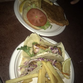 Montauket Hotel - Blackened fish sandwich and fish tacos - Hotels Near Me - Montauk, New York Montauket Hotel - Blackened fish sandwich and fish tacos - Hotels Near Me - Montauk, New York