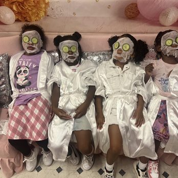 Prestige Kid Spa Parties - Face mask! - Party & Event Planning Near Me - Burbank, California
