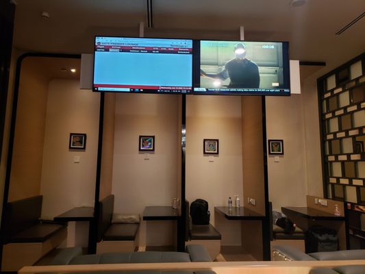 SATS Premier Lounge Terminal 3 by null