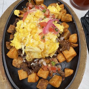 Chayo Mexican Kitchen + Tequila Bar - Carne asada breakfast skillet - Bars Near Me - Las Vegas, Nevada